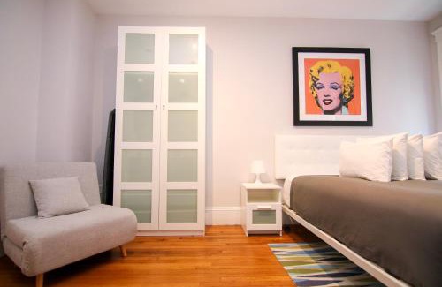 Griggs Park Appartement | A Stylish Stay w/a Queen Bed, Heated Floors. #25