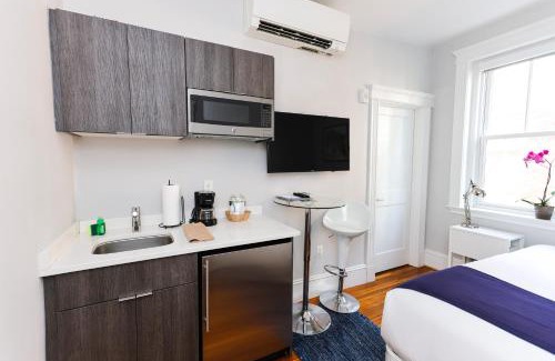 Griggs Park Appartement | A Stylish Stay w/a Queen Bed, Heated Floors. #26
