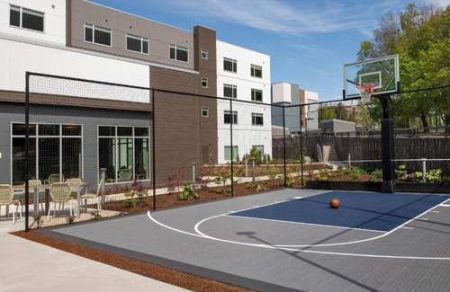 Five Oaks Maison | A sustainable, extended stay experience in Beaverton