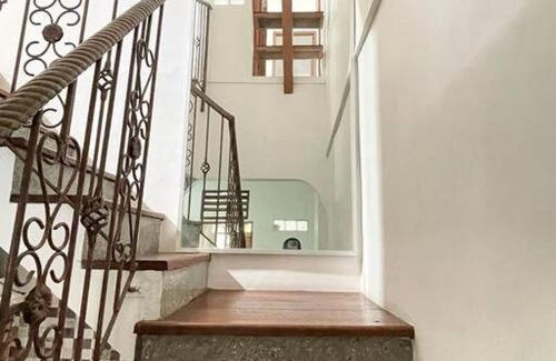 Kebayoran Lama Maison | A Three Story House in City Center