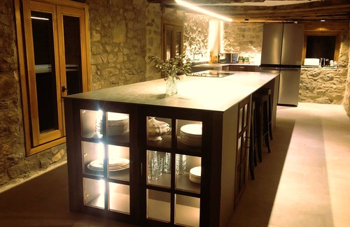 Coll de Nargo Autre | A totally renovated rural design house in the middle of nature.
