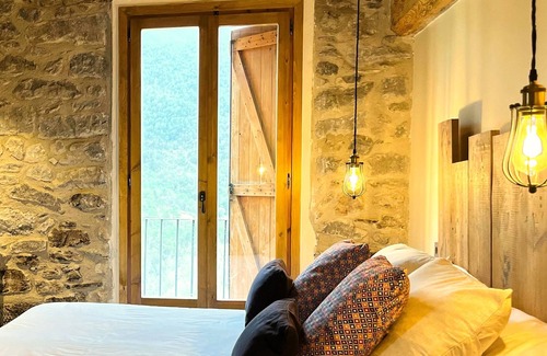 Coll de Nargo Autre | A totally renovated rural design house in the middle of nature.