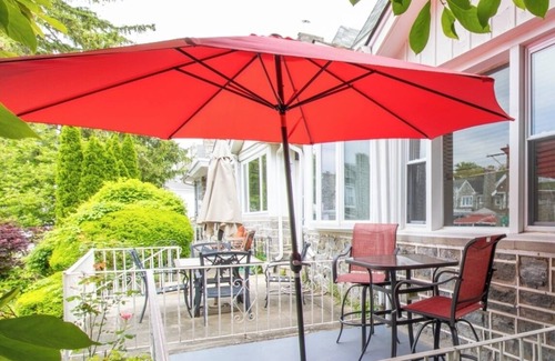 Overbrook Maison | A touch of Heaven ☀️Elegant and Cozy Home near Saint Joseph University With AC