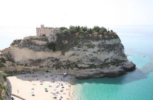 Ricadi Hôtel | A Turri Rooms and Restaurant