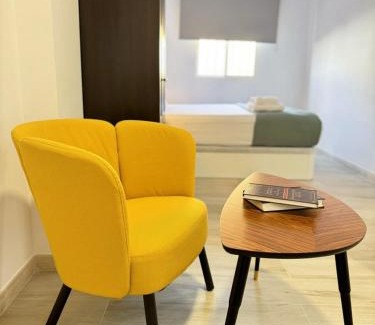 Doctor Barraquer-Grupo Renfe-Policlinico Appartement | A un paso de la Basilica Macarena WIFI
