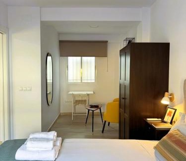 Doctor Barraquer-Grupo Renfe-Policlinico Appartement | A un paso de la Basilica Macarena WIFI