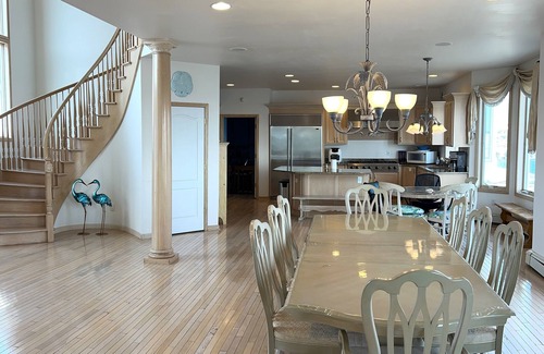 South Seaside Park Maison | A Vacation You Will Never Forget! Water Views Everywhere...