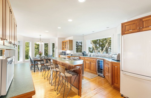 Vineyard Haven Maison | A View Fit for Royalty! Top Compliments: so clean! fab hot tub! best view!