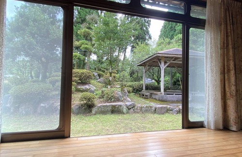 Kanoya Maison | A whole old minka house in a natural setting with an open-air bath