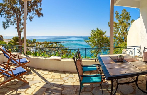 Agios Panteleimonas Maison | Une magnifique maison au bord de la mer