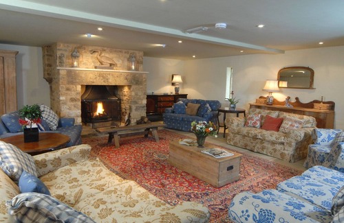 Chipping Campden Maison | A wonderfully restored barn and a fabulously spacious home away from home.