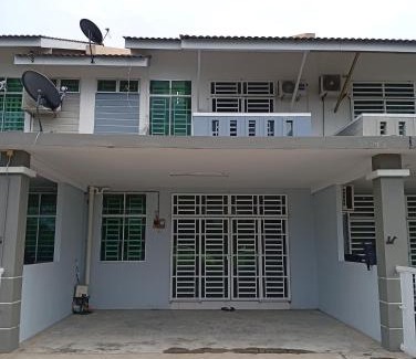 Kangar Maison | A&Z Homestay Kangar with 4 Bedroom 3 Bathroom
