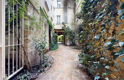 3rd Arrondissement Appartement | A1DG Home Sweet home