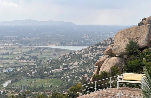 Kolar Maison | A2- Hill View Stay Kolar