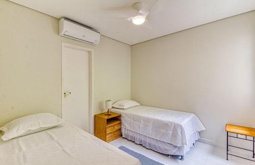 Sao Sebastiao Appartement | A23 - Conforto junto a natureza - Praia de Camburyzinho
