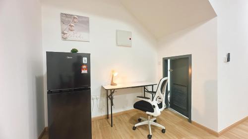 Gua Maison | A29 Ella Dato Onn 23 Max 10 People