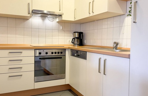 Sahlenburg Appartement | A4.3-Bright, friendly apartment with partial sea view, for up to 7 people