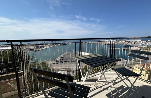 Ancona Appartement | A40 - Ancona, elegant two-room apartment with a view