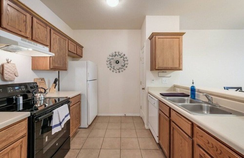 Medical Center District Copropriété | AA2 10% OFF 2BR Apt Fast WiFi 4-mins to Medical Center Pet-friendly