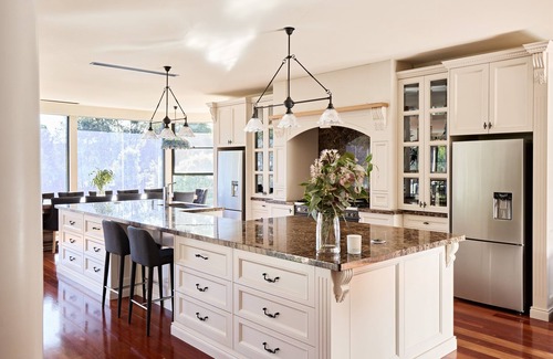 Ourimbah Maison | AASHIYANA - sleeps 19, brand new property