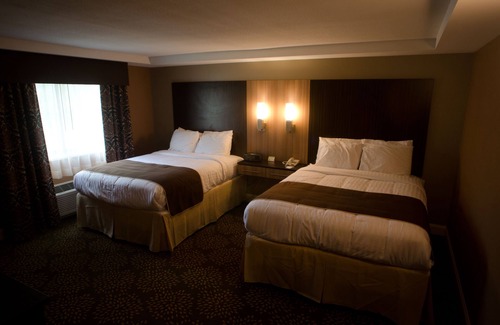 Niagara Falls Hôtel | AAshram Hotel by Niagara River