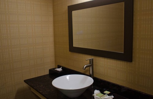 Niagara Falls Hôtel | AAshram Hotel by Niagara River