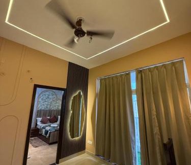 Noida Appartement | Aatha Luxury Suites With Pool