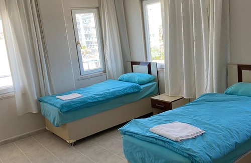 Yumurtalik Hôtel | ABAŞ MASMAVİ OTEL
