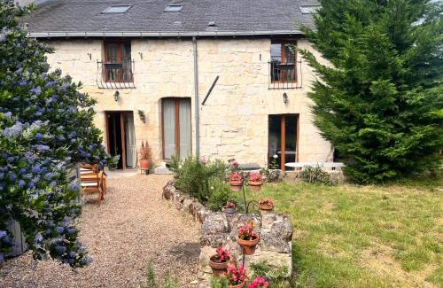 Fontevraud-l'Abbaye Maison | Abbaye Cottage - Maison entière - jardin - jacuzzi