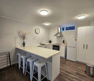 Miramar Appartement | Abode for Two and a Few Paws