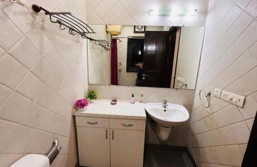 South Extension Hôtel | Abode Residency near USA Embassy Delhi Safdarjung Enclave New Delhi