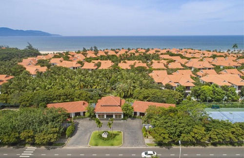 Ngu Hanh Son Villa | Abogo Resort City Center Villa Beach Da Nang