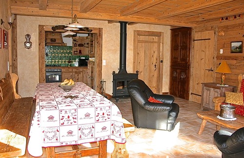 Abondance Chalet De Ski | Très beau chalet traditionnel de charme 3*- Portes du soleil - vue magnifique