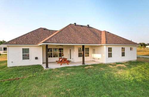 McKinney Maison | about 10 Mi to Dtwn McKinney Home with Patio and Yard