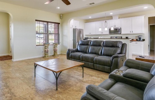 McKinney Maison | about 10 Mi to Dtwn McKinney Home with Patio and Yard