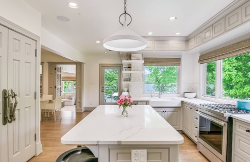 Tarrytown Maison | Free Night* I Above Icon| Lake Austin| | Pool I Game Room I Family Fun