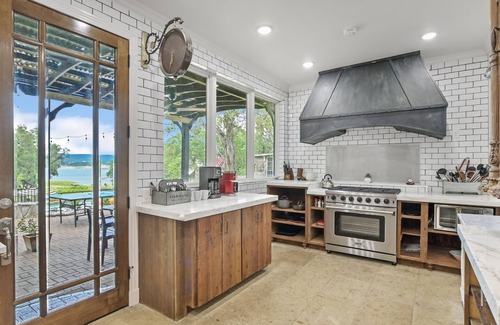 Hudson Bend Maison | Free Night* I Above Austin Escape LT I Lake Travis I Pool&SpaI ServicesI Pets