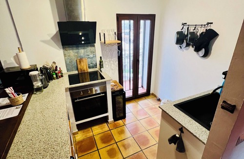 Altea Appartement | Above the Portal Vell, The Heart of the Old Town