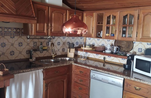 Covilha Maison | ABRIGO DO CABECINHO