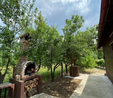 Recea Maison | AB’s rustic cabin
