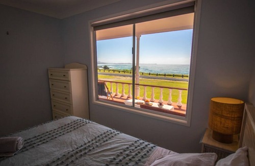 Minnie Water Appartement | Absolute Beachfront Getaway - Seascape Beach