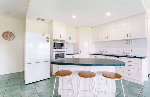 Yeppoon Appartement | Absolute beachfront - and your own private swimming pool!?