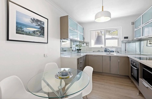 Mona Vale Appartement | Absolute Beachfront @ Surfview on Basin