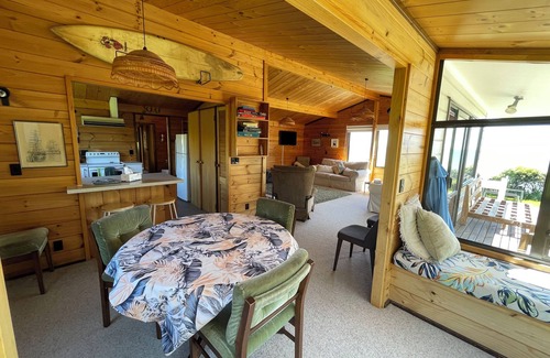 Paraparaumu Maison | Absolute beachfront Raumati
