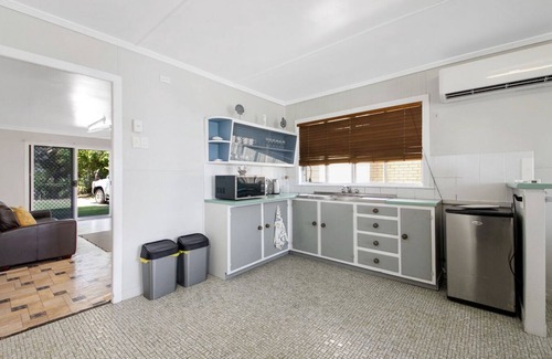 Barlows Hill Maison | ABSOLUTE BEACHFRONT WITH A POOL