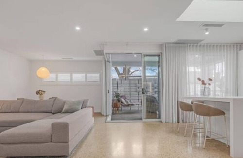 Echuca Maison | Absolute Central Townhouse