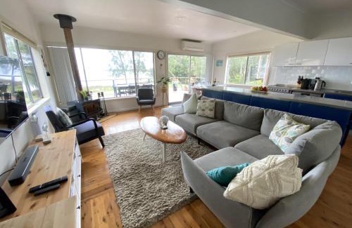 Halekulani Maison | Absolute lakefront house - enjoy the sunrise