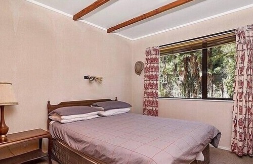 Okere Falls Cottage | Absolute Lakefront Favorite - Maison du Lac Rotoiti