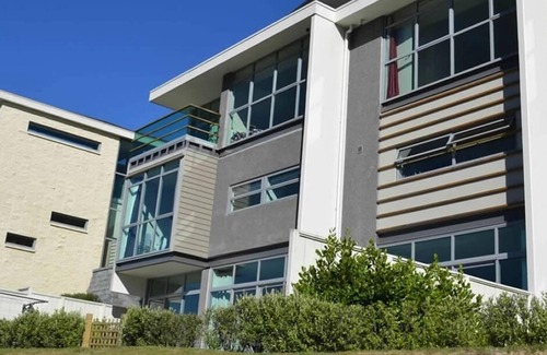 Taupo Appartement | Apartamento frente al mar, wifi gratuito, piscina y kayaks gratis. Locacion central