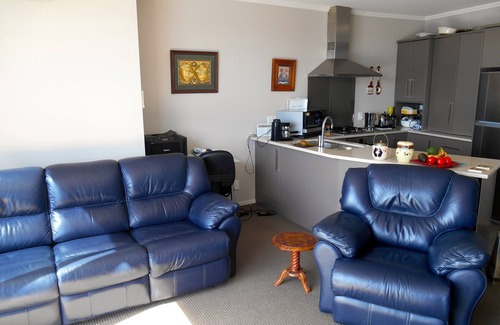 Tauranga Cottage | Absolute Waterfront, Tauranga Appartement